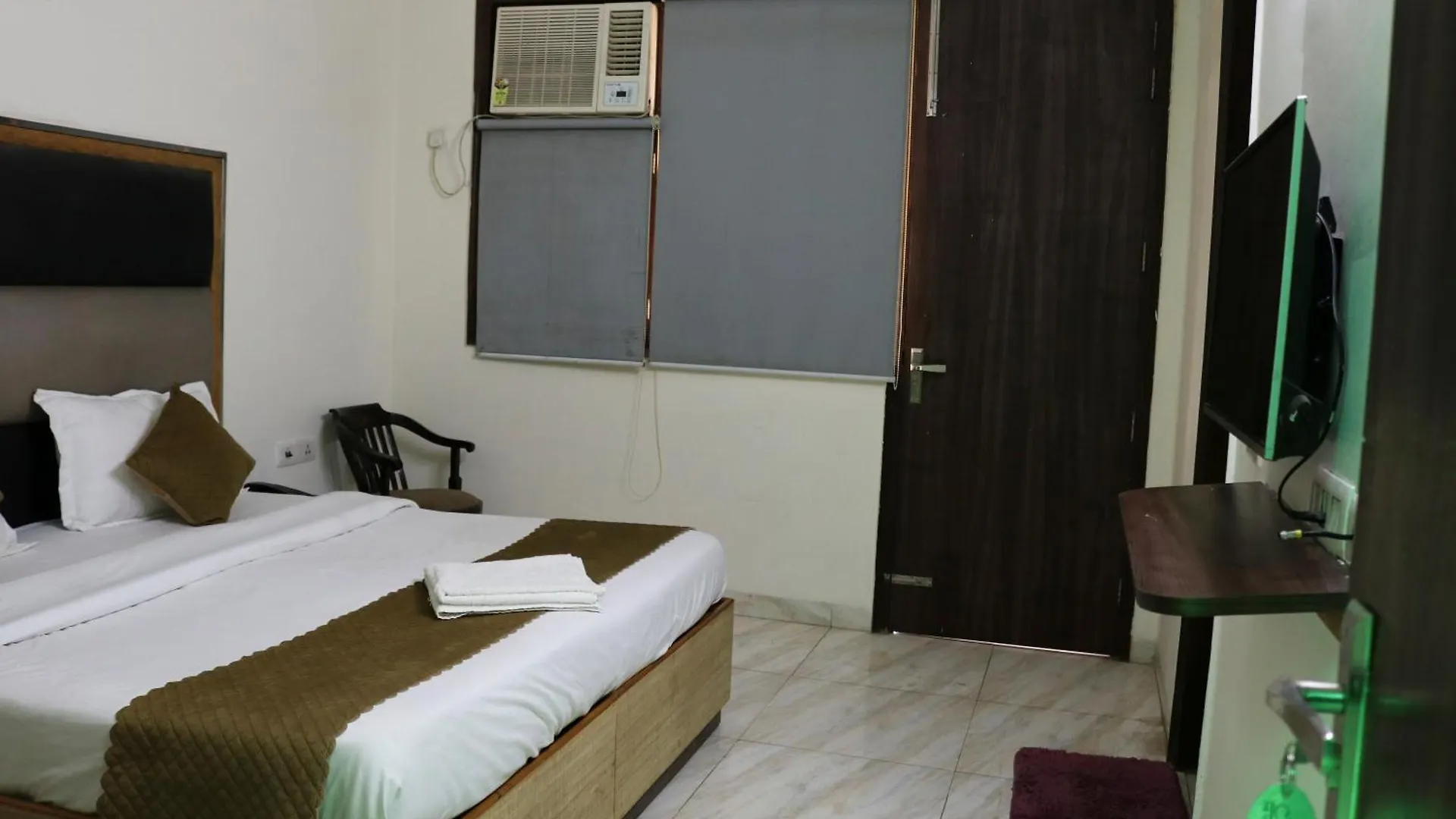Vinayak Stay Sector 43 Gurgaon 3*,  Indien