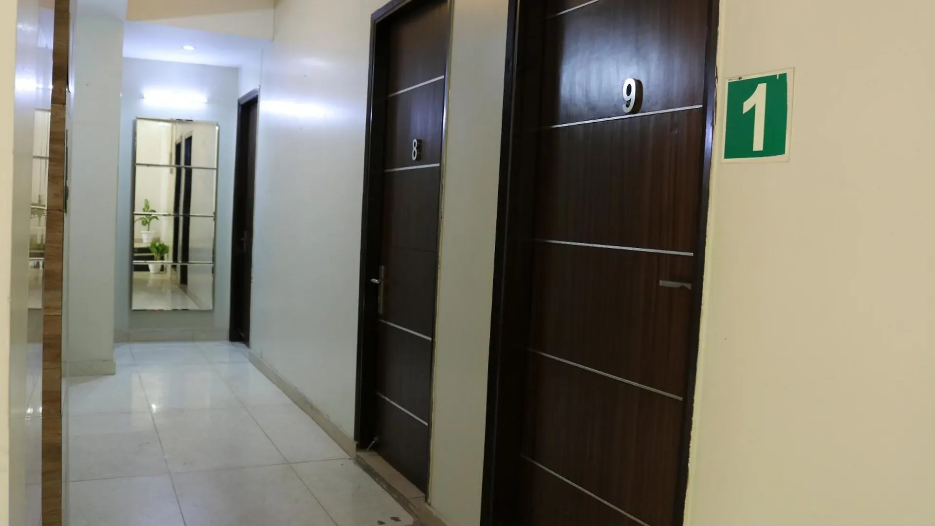 Vinayak Stay Sector 43 Gurgaon Hotel